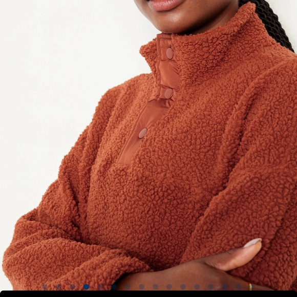NWT OLD NAVY Step-Hem Sherpa Pullover Color: Umbria - Picture 4 of 5